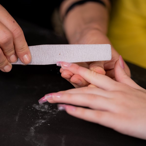 faux ongles à la maison