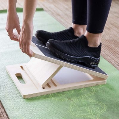 Douleur aux mollets et chevilles raides - planche inclinée en bois à 5 niveaux | FLEXBOARD